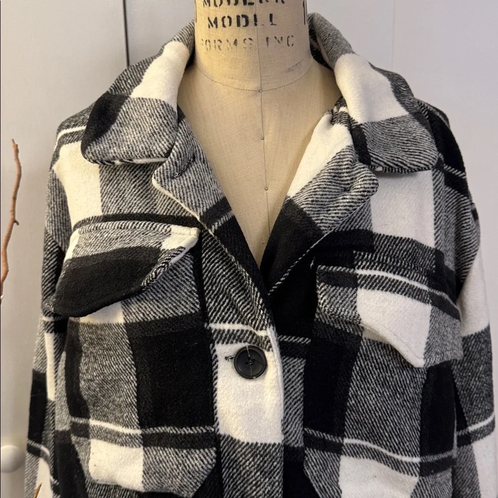 Rue21 Monochrome Plaid Outerwear - Picture 2 of 5